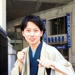 「こんなに早く大きなホールで一人会がやれてうれしい」と語る桂天吾＝神戸市中央区浪花町、神戸朝日ホール