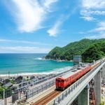 ＪＲ山陰線と余部鉄橋「空の駅」