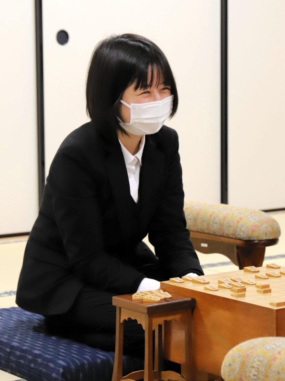 中七海・女流三段がデビュー戦勝利 神戸出身の井上九段門下生、「奨励会」三段経験|文化|神戸新聞NEXT
