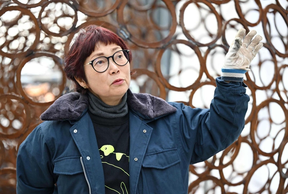 希望を形に、震災犠牲者へささぐ 彫刻家・青木野枝さん、兵庫県立