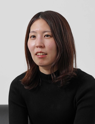 福間香奈女流王位