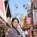 果敢に創作に挑み続ける京山幸太さん＝大阪市浪速区恵美須東２