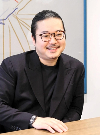 反田恭平＝大阪市内