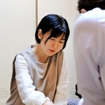 第４局を制し、対局を振り返る伊藤沙恵女流四段＝12日午後、徳島県松茂町、樫野倶楽部樫野邸