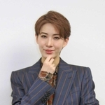 「今の花組だからこそ出せる魅力を届けたい」と意気込みを語った永久輝せあ＝宝塚市栄町１、宝塚大劇場