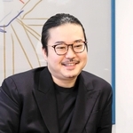 反田恭平＝大阪市内