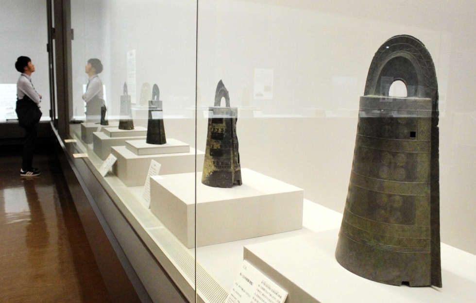 弥生期の暮らしに迫る 桜ケ丘銅鐸・銅戈群を展示 神戸市立博物館