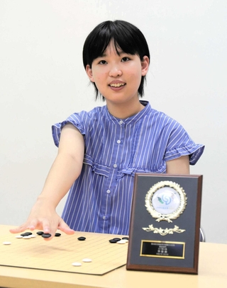全国高等学校総合文化祭で準優勝を果たした井上璃子さん＝神戸市内