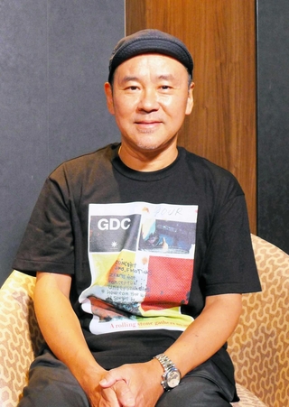 「映画の力を信じている」と話す「アフター・ザ・クエイク」の井上剛監督＝大阪市北区