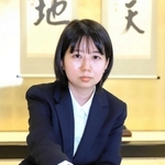 タイトル挑戦権が懸かった大一番を前に、取材に応じた中七海女流三段＝８月２２日、関西将棋会館