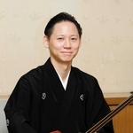 文楽三味線の鶴澤友之助＝大阪市中央区日本橋１