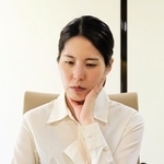 棋士編入試験の受験資格を懸けた対局に臨んだ福間香奈女流六冠＝６日午後、関西将棋会館