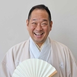 「時代に合わせて落語も変わっていかないと」と語る桂かい枝＝神戸市中央区東川崎町１