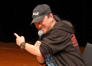 いのうえひでのりさん＝尼崎市南塚口町３、ピッコロシアター