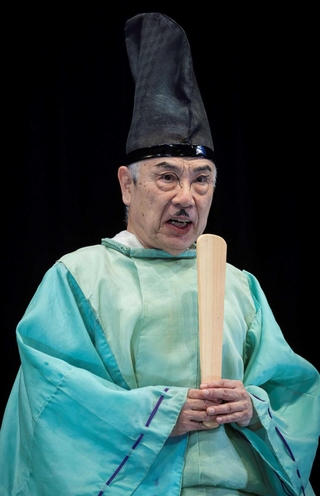 「右往沙翁劇場」で神主を演じるイッセー尾形（提供、浅田政志撮影）