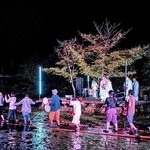 野外舞台「大姥百合」の一場面（（Ｃ）ｂｏｚｚｏ）