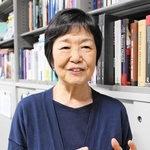 「死を理解することは生きる意味を見出すために不可欠」と話す藤井美和教授＝西宮市上ケ原一番町、関西学院大