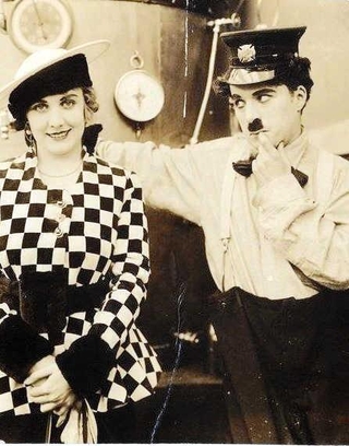 「チャップリンの消防夫」の一場面（ＯＳシネマズ神戸ハーバーランド提供）