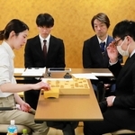 福間、厳しい敗戦「一方的内容」　将棋・棋士編入試験第1局