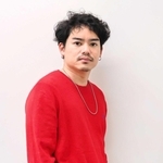 「要らないものを断捨離して、子どもの頃の感動や素直な気持ちを取り戻すプロセスだった」と新アルバムの制作について語ったYuto　Uchino＝神戸新聞社