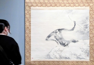 猿の名手、橋本関雪が手がけた「玄猿図」＝福田美術館