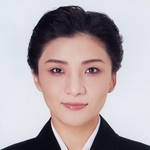 鳳月杏さん