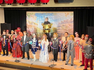 ４月に天満天神繁昌亭で上演された花詩歌タカラヅカ＝大阪市北区天神橋２