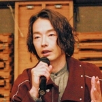 自身が出演するダンス公演「スティル・ライフ」について説明する森山未來＝神戸市中央区楠町４、神戸文化ホール