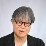 「つながりの物語になった。本を送った知人の多くが自分の親を語る感想を寄せてくれたのも印象的」と話す澤田康彦さん＝神戸市中央区東川崎町１（撮影・大田将之）