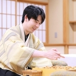 将棋・王位戦第3局　藤井が2連勝　重厚な攻防、反動利用し伊藤破る「王位がうまく立ち回った一局」