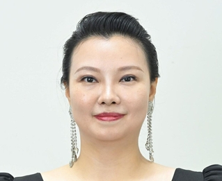 何如錦さん