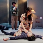 世田谷パブリックシアターで上演された「Ｙｅｒｍａ　イェルマ」の一場面