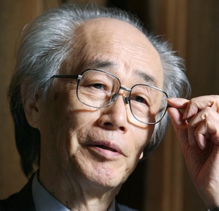 柔和なまなざしで経済社会の本質を見続けた＝２００７年、大阪市北区