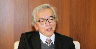 地域経済を展望する龍野商議所の頃安雅樹会頭＝たつの市龍野町富永、同商議所