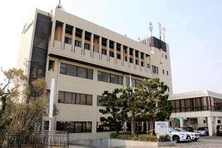 小野商工会議所が入る小野商工会館＝小野市王子町