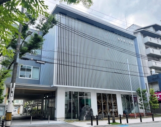 西宮商工会議所が入る西宮商工会館＝西宮市櫨塚町