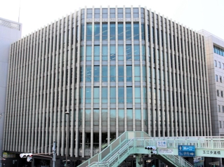 尼崎商工会議所会館＝尼崎市昭和通３