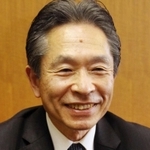 インタビューに応じる豊岡商工会議所の岡本慎二会頭＝豊岡市大磯町、同商議所