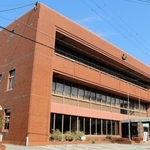 相生商工会議所会館＝相生市旭３