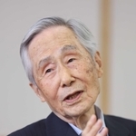 「太陽神戸銀になる際、スケールメリットとともに質的に範囲が大きくなるサイズメリットが重要と唱えた」と話す三井住友銀行名誉顧問の橋本俊作さん＝神戸市中央区浪花町、三井住友銀行神戸本部（撮影・三浦拓也）