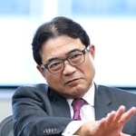 神戸空港の将来像について語る関西エアポートの山谷佳之社長＝大阪府泉佐野市（撮影・笠原次郎）