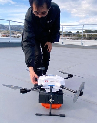 プロドローンの小型機「ＰＤ４Ｓ-Ｔ」＝洲本市下加茂