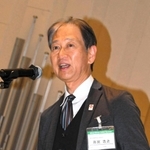 特別賞を受賞した豊岡演劇祭実行委員会の高宮浩之会長＝京都市左京区、京都国際会館