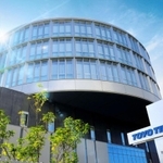 ＴＯＹＯＴＩＲＥ本社＝伊丹市藤ノ木２（同社提供）
