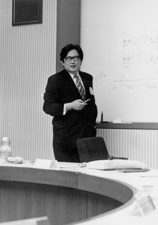 ４０歳代後半の頃の下河辺淳氏（下河辺淳アーカイヴス所蔵）