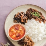 備蓄食セットの食品を使った調理例（フェリシモ提供）