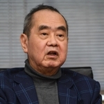 「阪神・淡路復興委員会の方向性から全て下河辺さんの頭に入っていた」と話す御厨貴さん＝東京都港区台場２（撮影・佐々木彰尚）