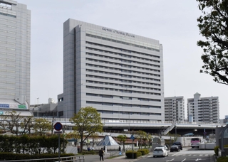 ホテルクラウンパレス神戸＝神戸市中央区東川崎町１