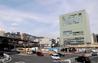 再開発が進むＪＲ三ノ宮駅周辺。街は大きく変容する