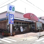 ２０２４年度の「営業終了候補店」となったコープ長田＝神戸市長田区片山町２